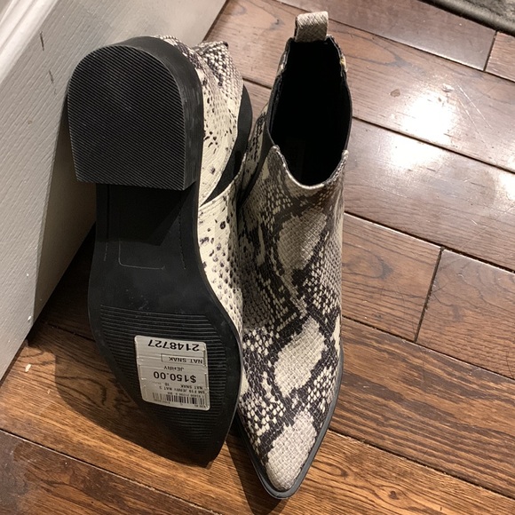 Steve Madden western style snakeskin pattern ankle boot size 10 - Picture 5 of 10